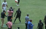 Dakkada Fans Attack Remo Stars GM, As Official Slaps Referee In Uyo
