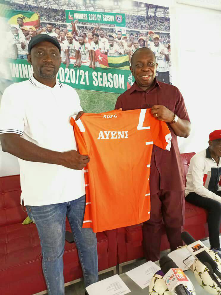 Ayodeji Ayeni is the new head coach of reigning Nigerian champions